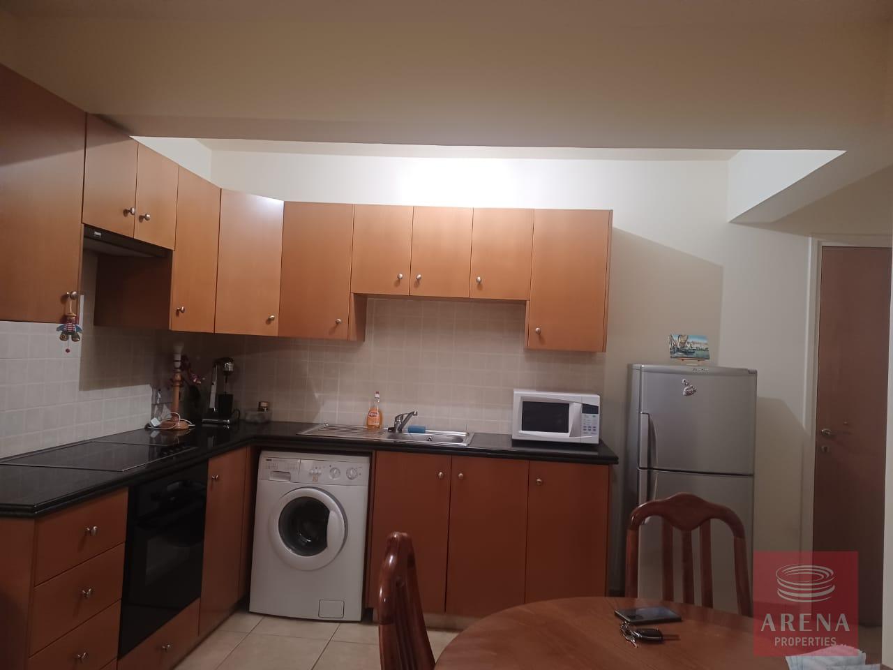 16-1-BED-APT-9084-1