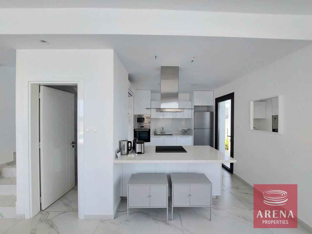 16-1-VILLA-IN-PROARAS-7279-1