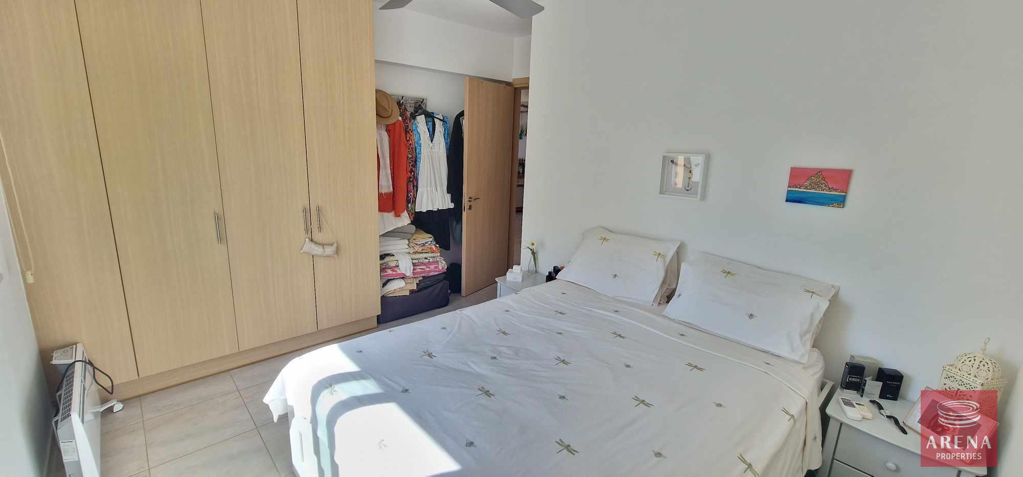 16-1-bed-apt-kapparis-7439