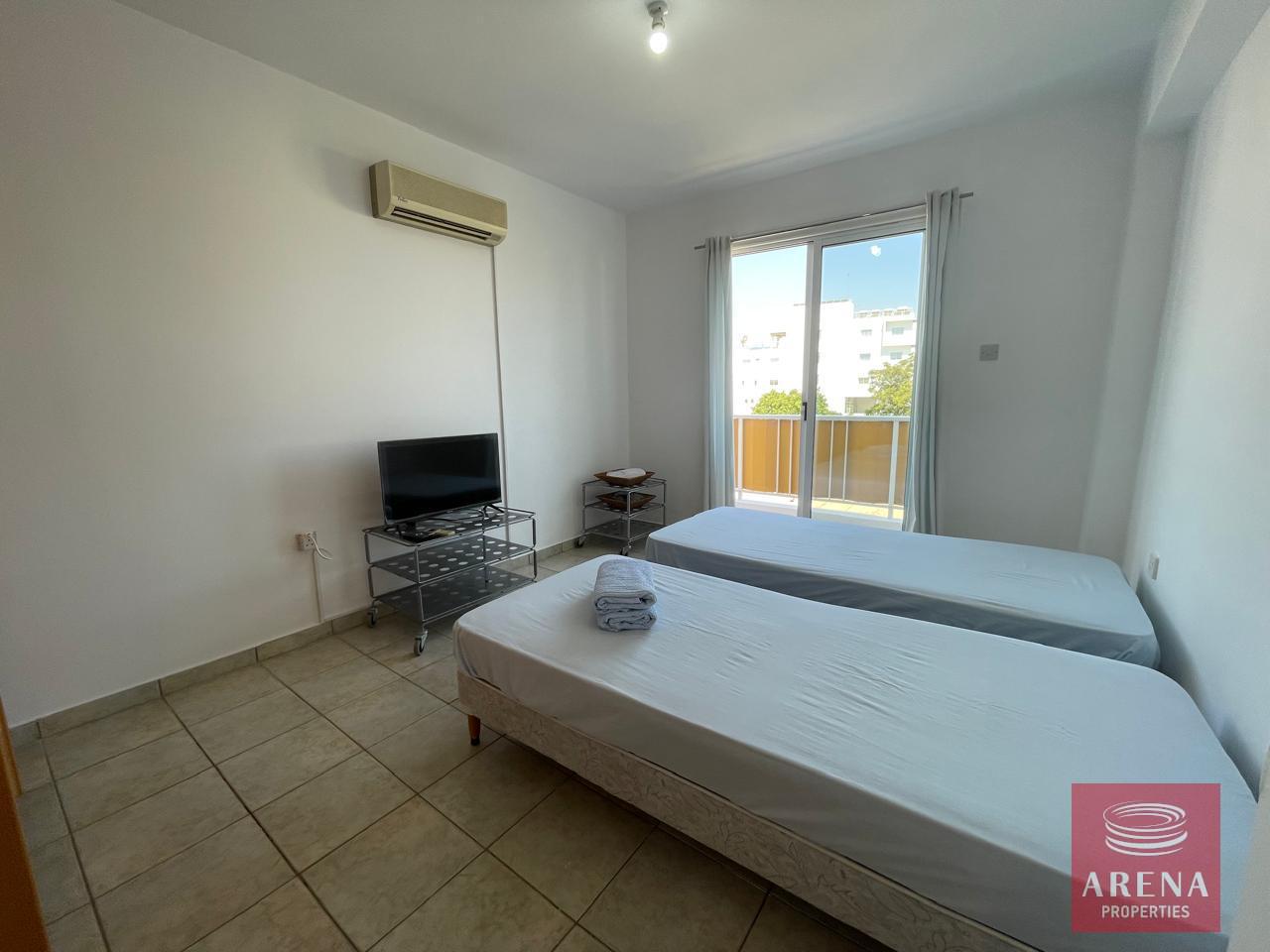 16-2-BED-APT-PARALIMNI-8509