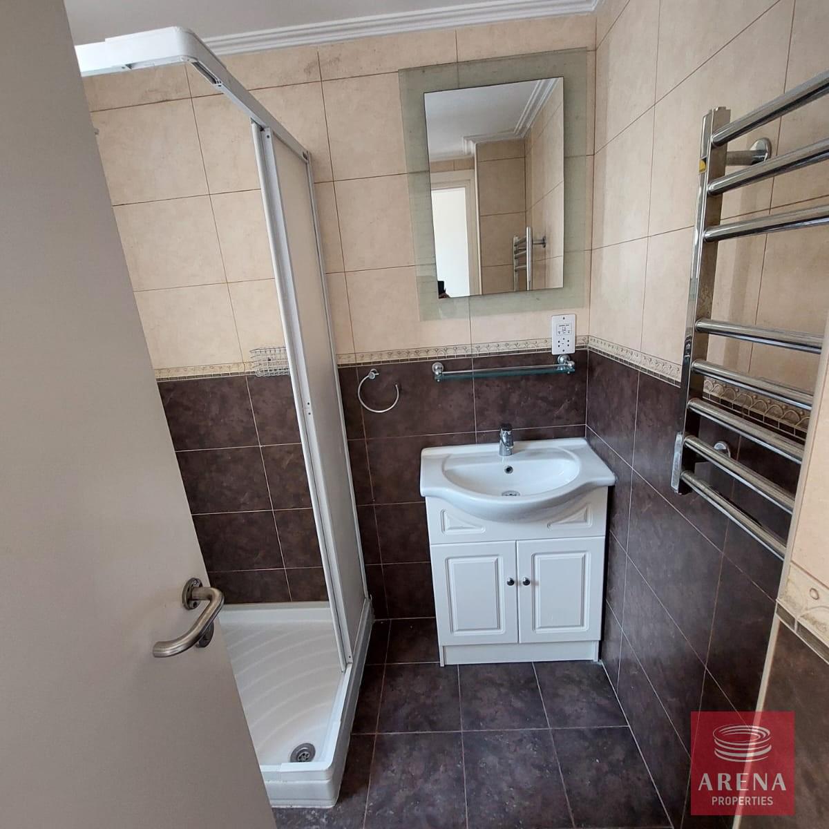 16-3-BED-APT-FOR-RENT-IN-ARADIPPOU-8740