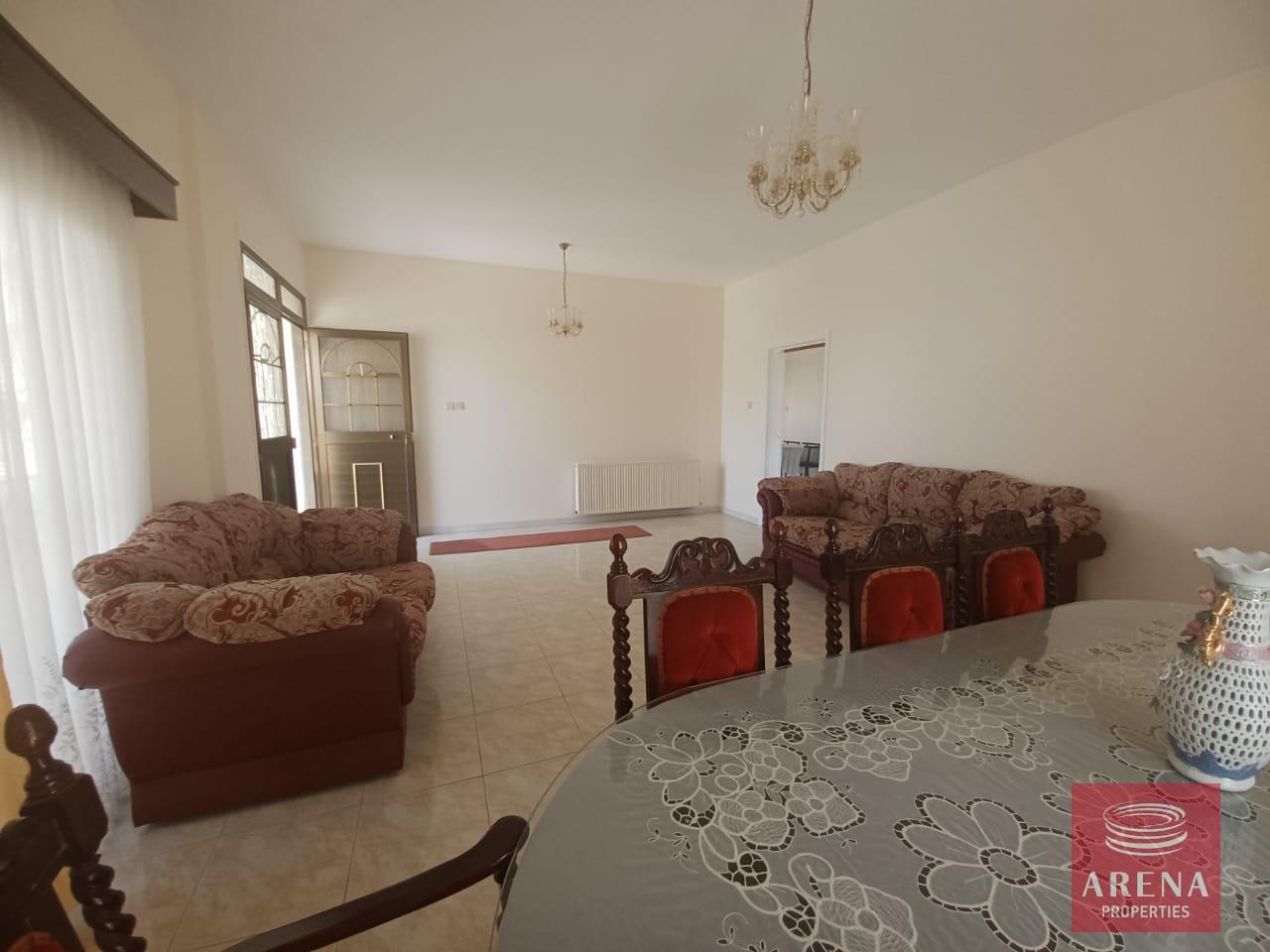 16-3-BED-HOUSE-IN-DERYNIA-7162