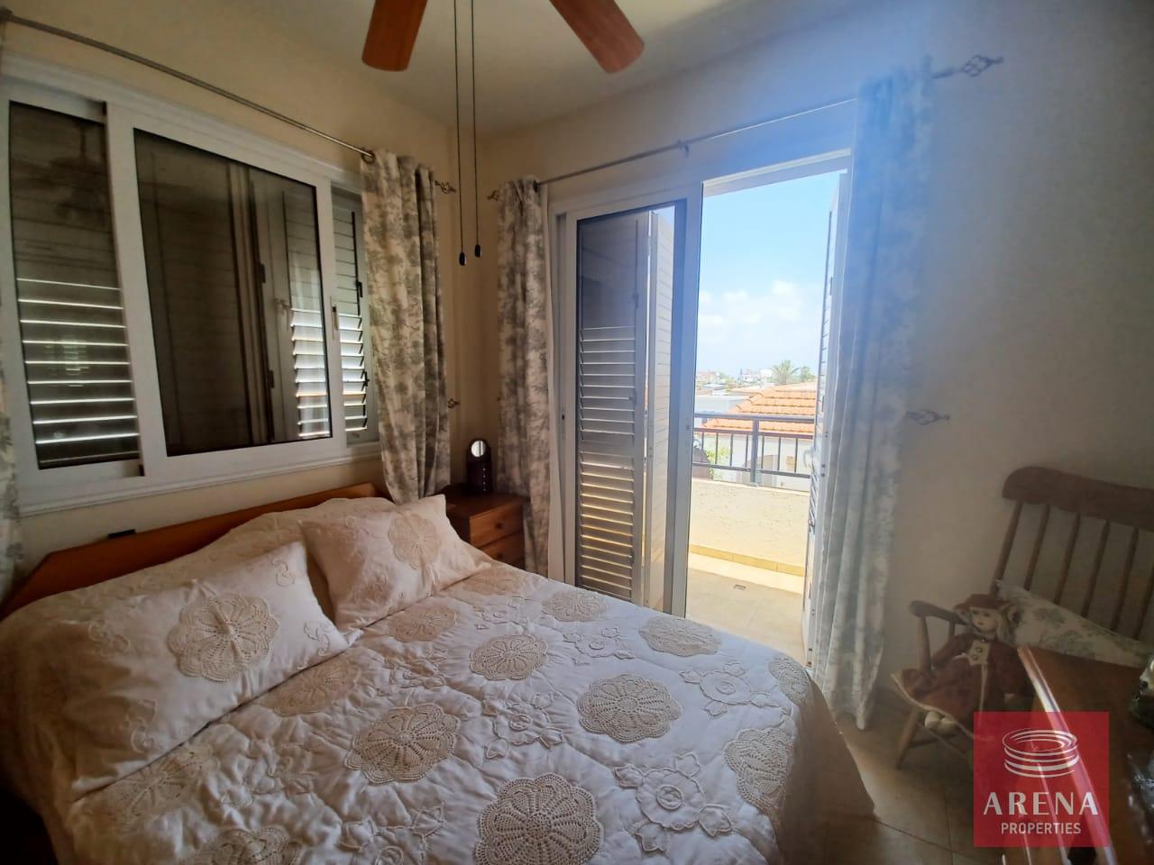 16-3-BED-VILLA-IN-AVGOROU-7036