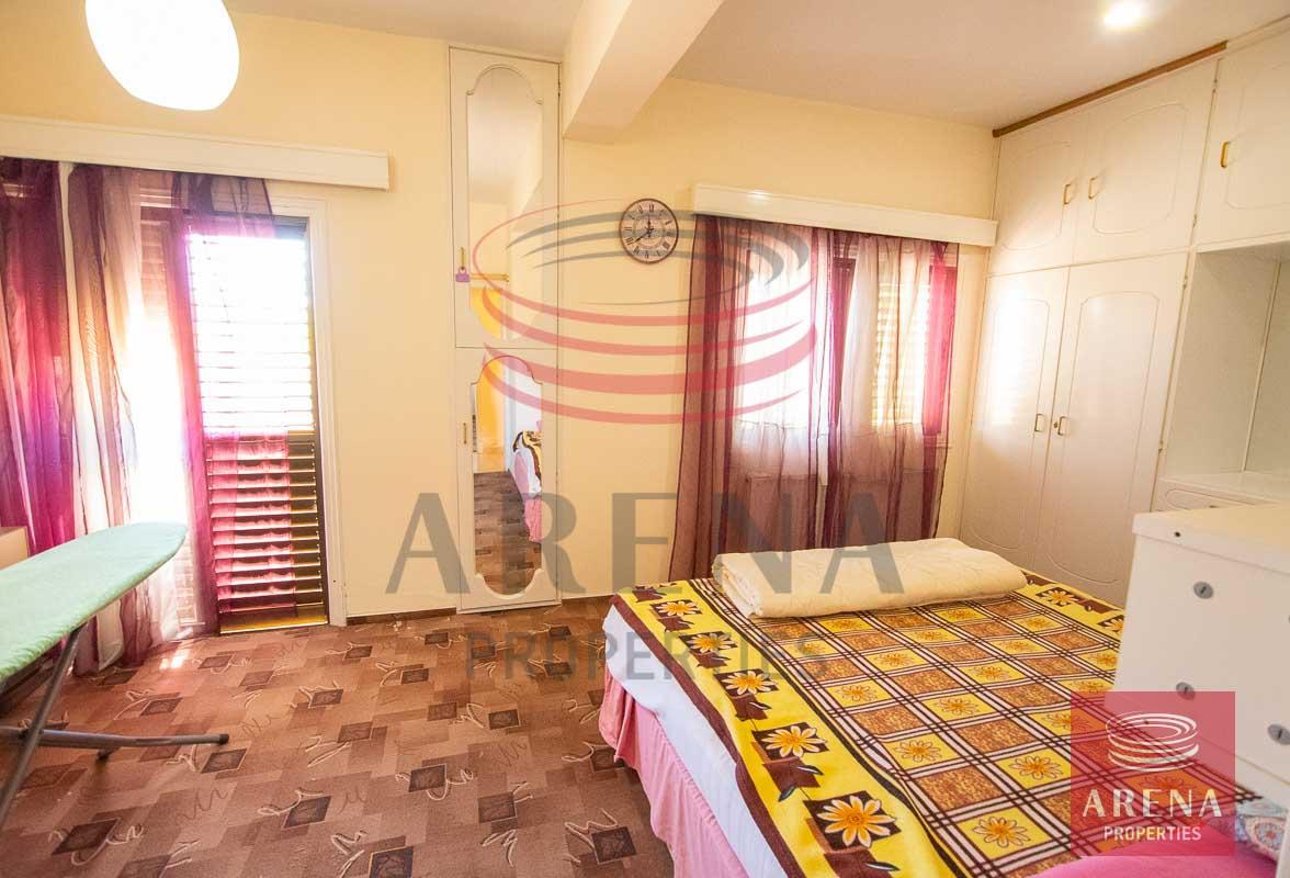 16-3-bed-apt-for-rent-in-paralimni-5671