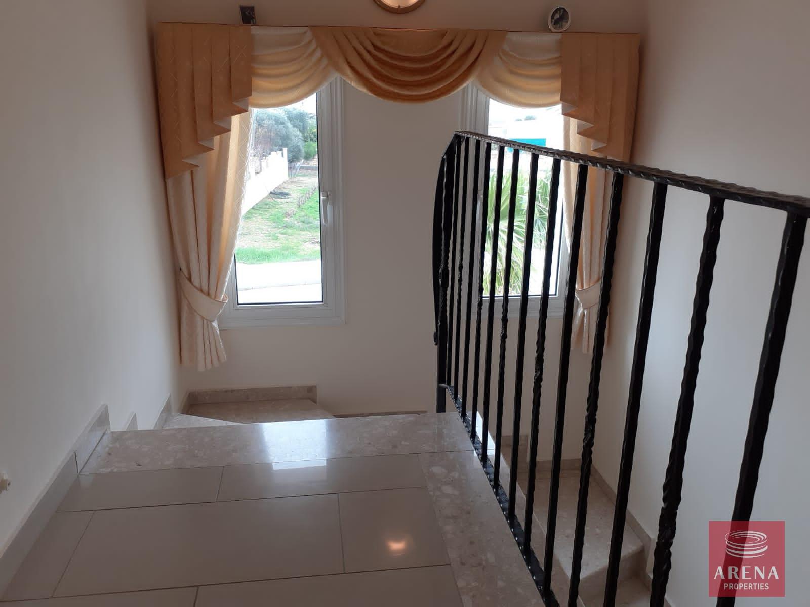 16-3-bed-villa-for-sale-in-paralimni-7454