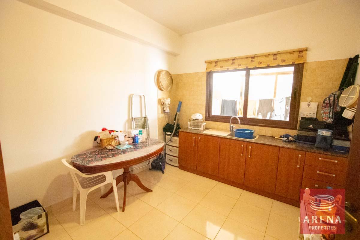 16-3-bed-villa-in-sotira-6049