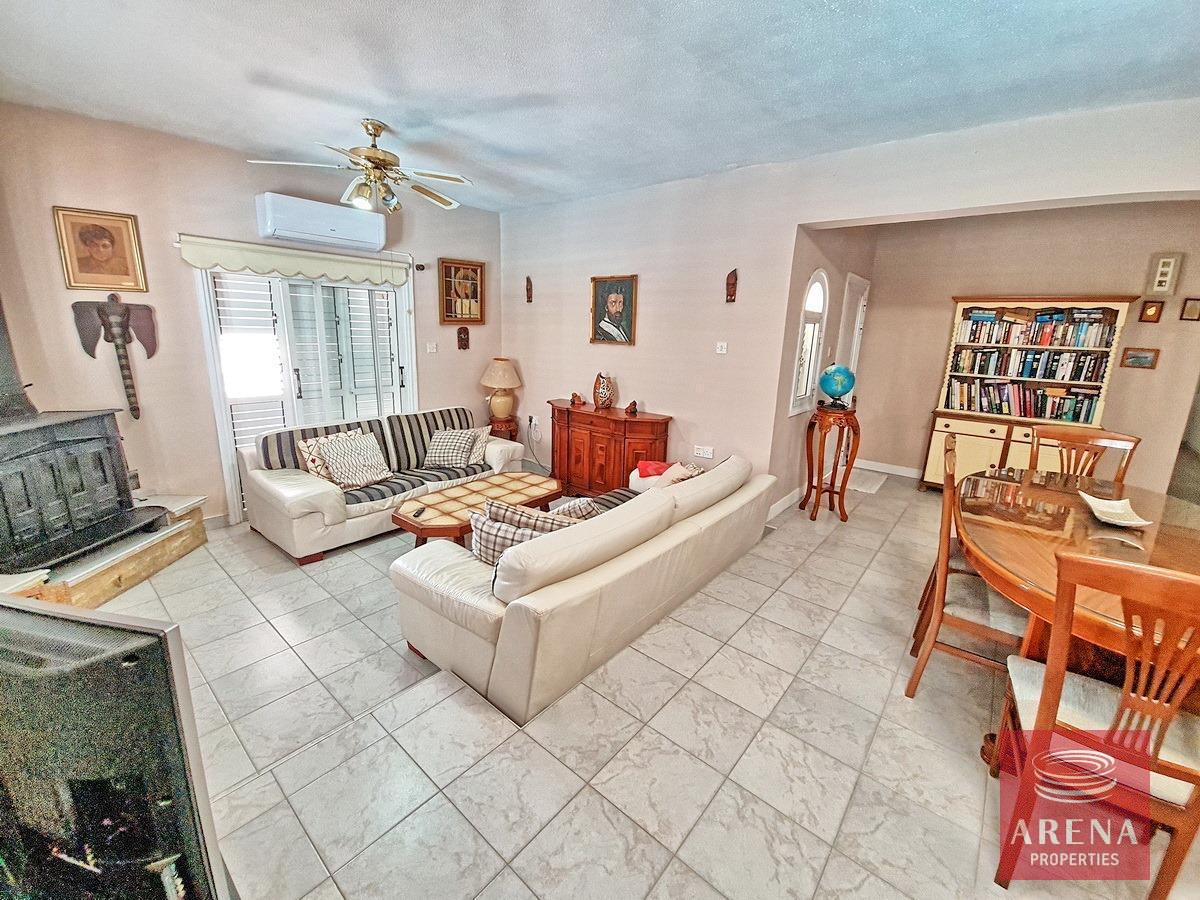 16-4-BED-BUNGALOW-PARALIMNI-8979