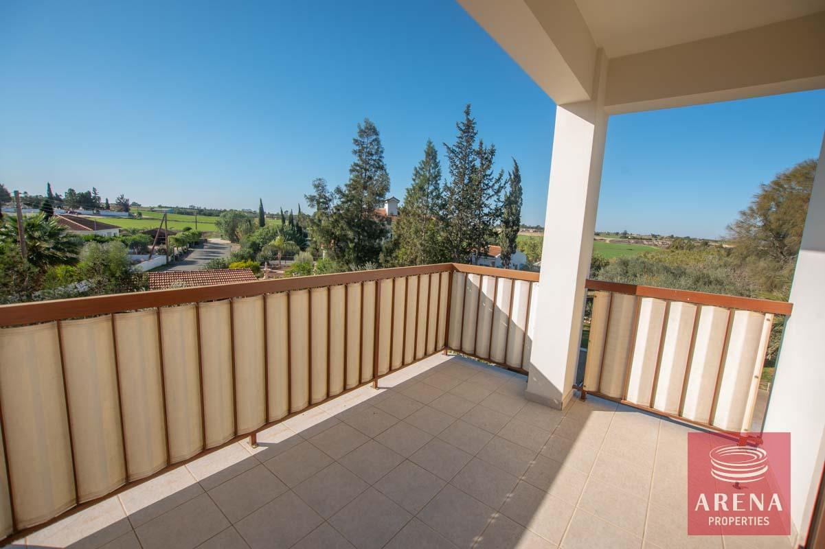 16-4-BED-VILLA-FOR-RENT-IN-VRYSOULLES-5956-2