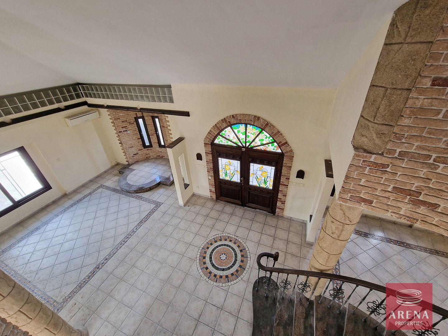 16-4-bed-villa-in-Dali-6684-1