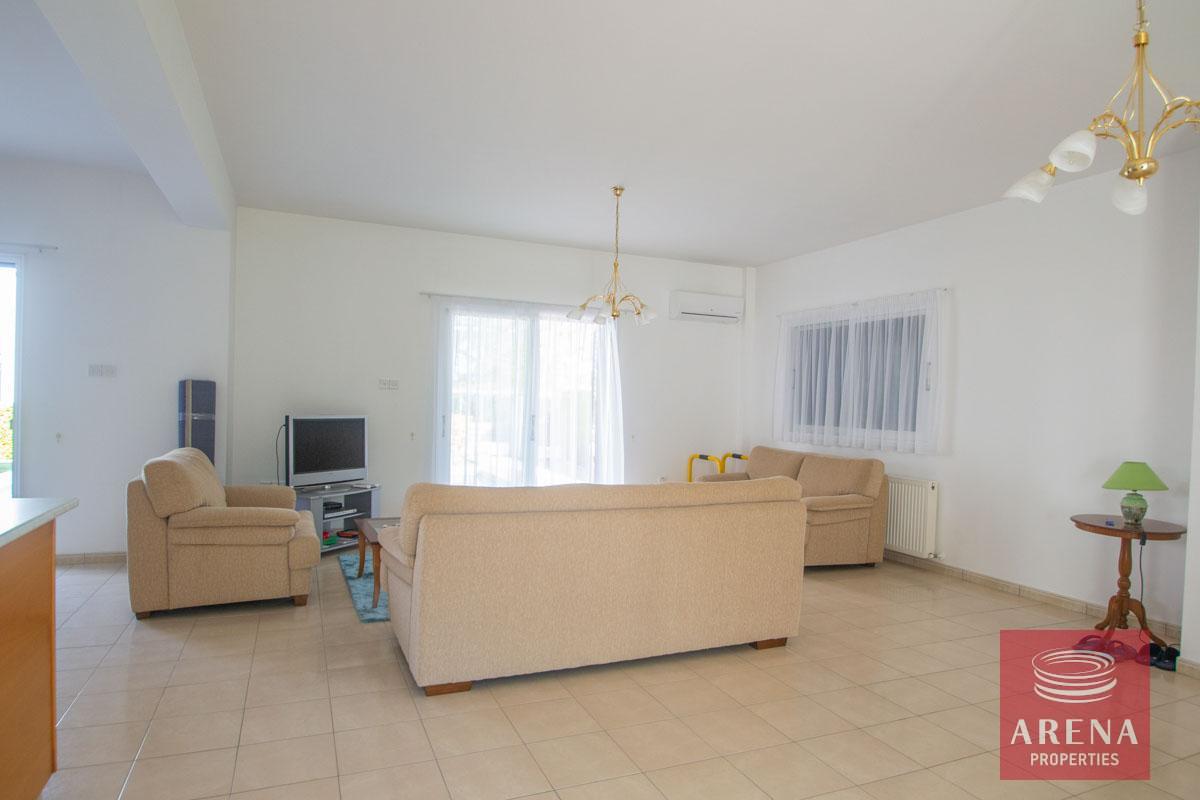 16-4-bed-villa-in-Protaras-5955-2