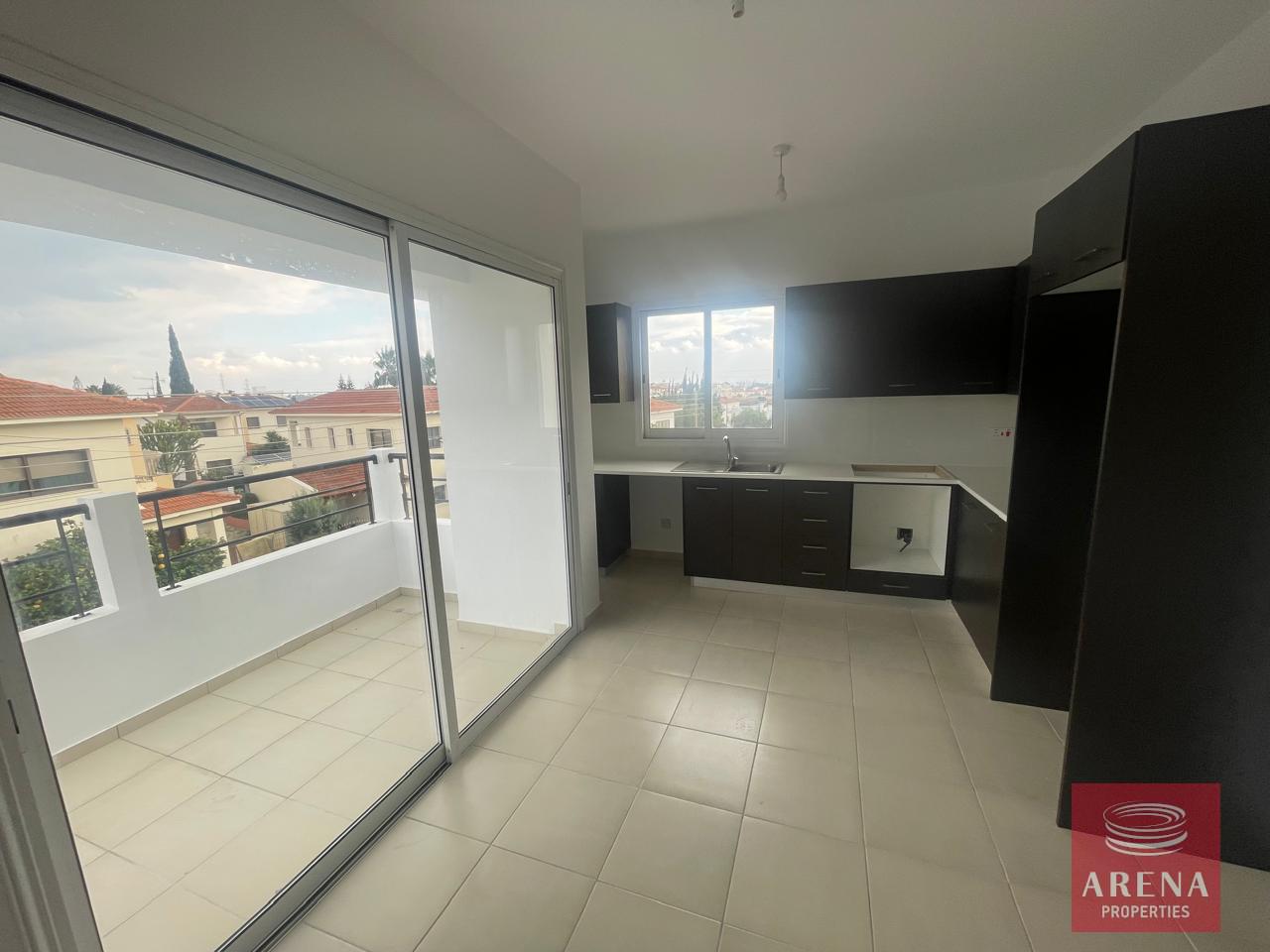 16-BULDING-IN-OROKLINI-9143