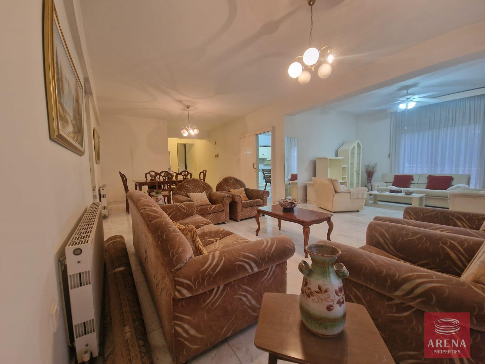 16-HOUSE-IN-VERGINA-AREA-8837