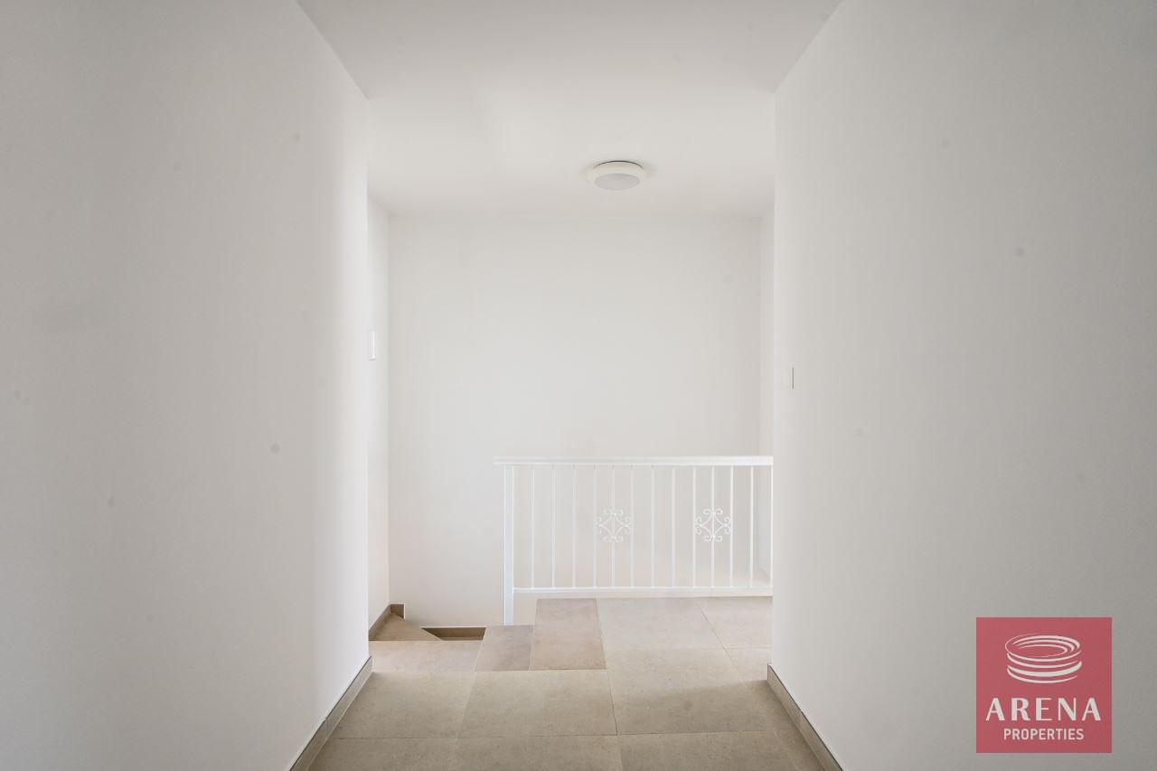 16-VILLA-IN-PERVOLIA-7260-1