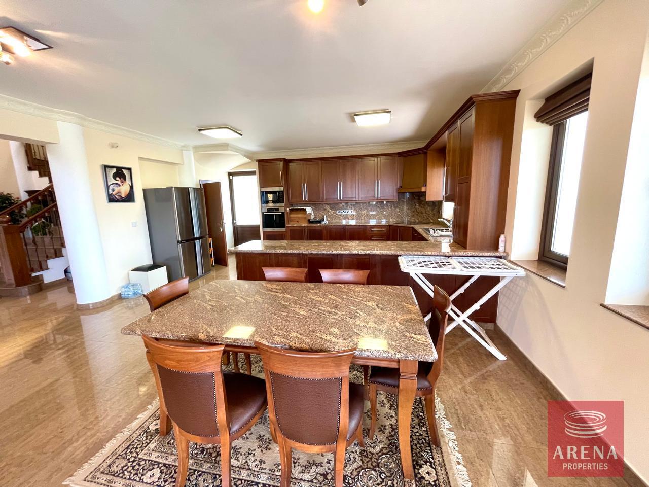 16-VILLA-IN-PROTARAS-9236