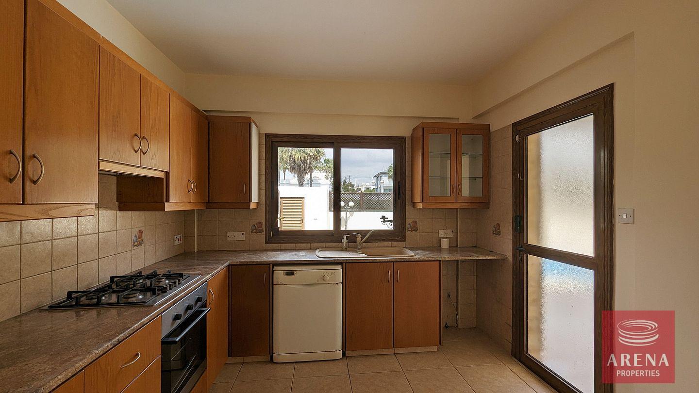 16-VILLA-IN-PYLA-6947