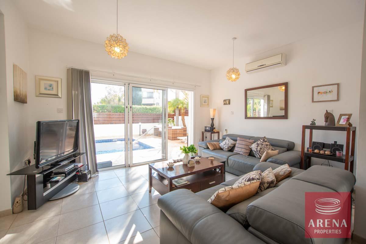 16-Villa-to-buy-in-Ayia-Triada-5946-2