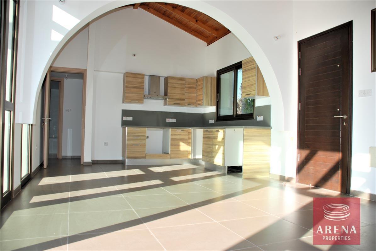 16-bungalow-in-ayia-thekla-5831