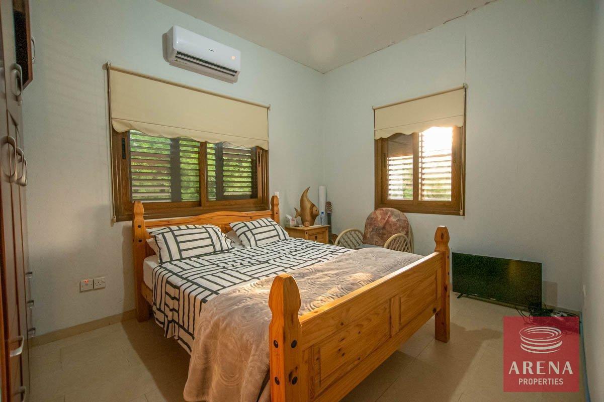 16-bungalow-in-sotira-2