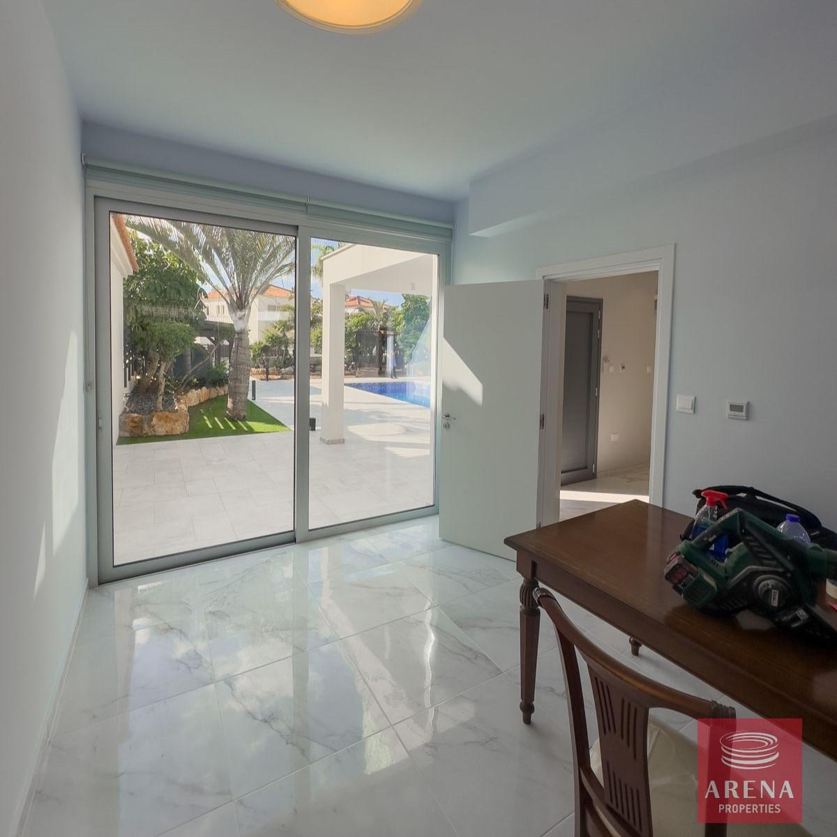 16-villa-in-ayia-napa-7876-1