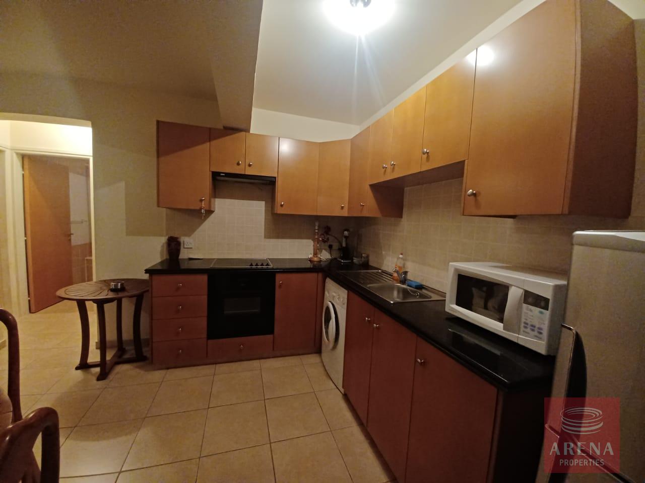 17-1-BED-APT-9084-1