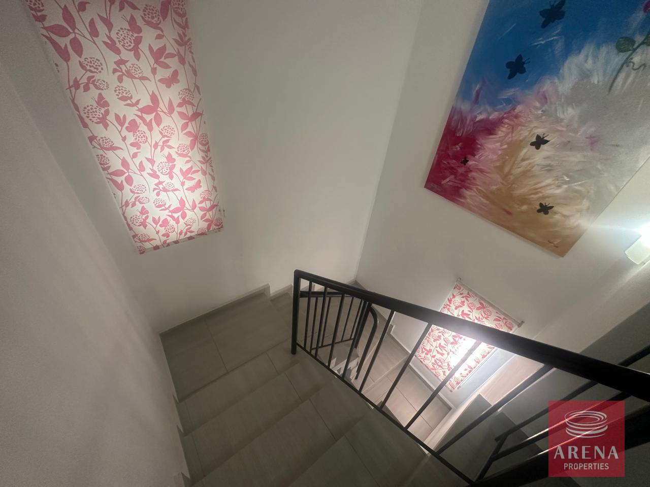 17-2-BED-HOUSE-IN-CAPE-GRECO-9107