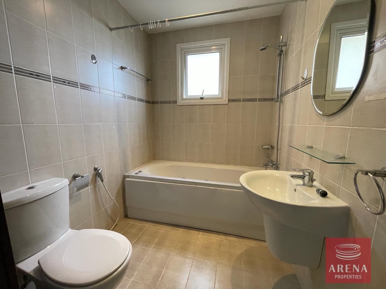 17-2-bed-apt0in-oroklini-7749