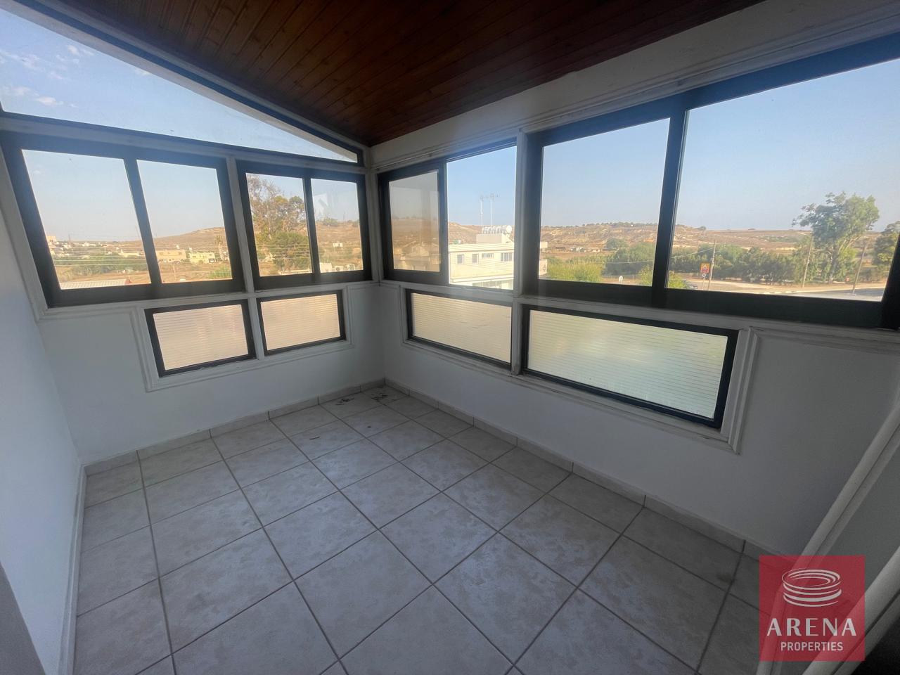 17-3-BED-HOUSE-ORMIDIA-8377