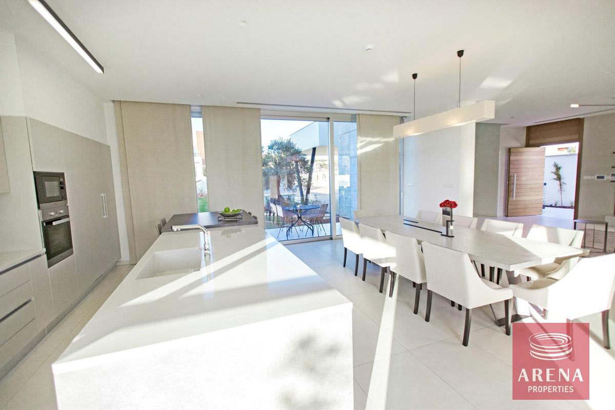 17-4-BED-VILLA-FOR-SALE-IN-AYIA-NAPA-7051-2