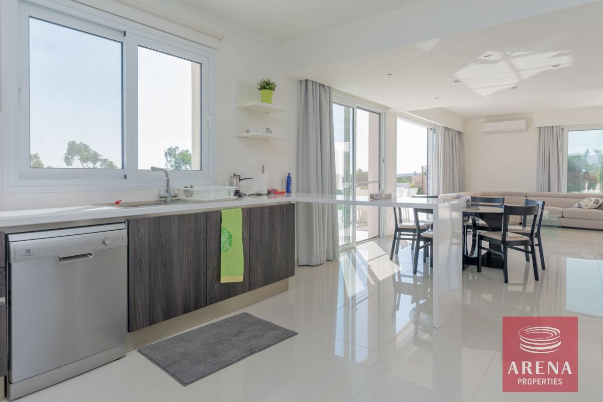 17-4-Bed-villa-in-Protaras-6036-1