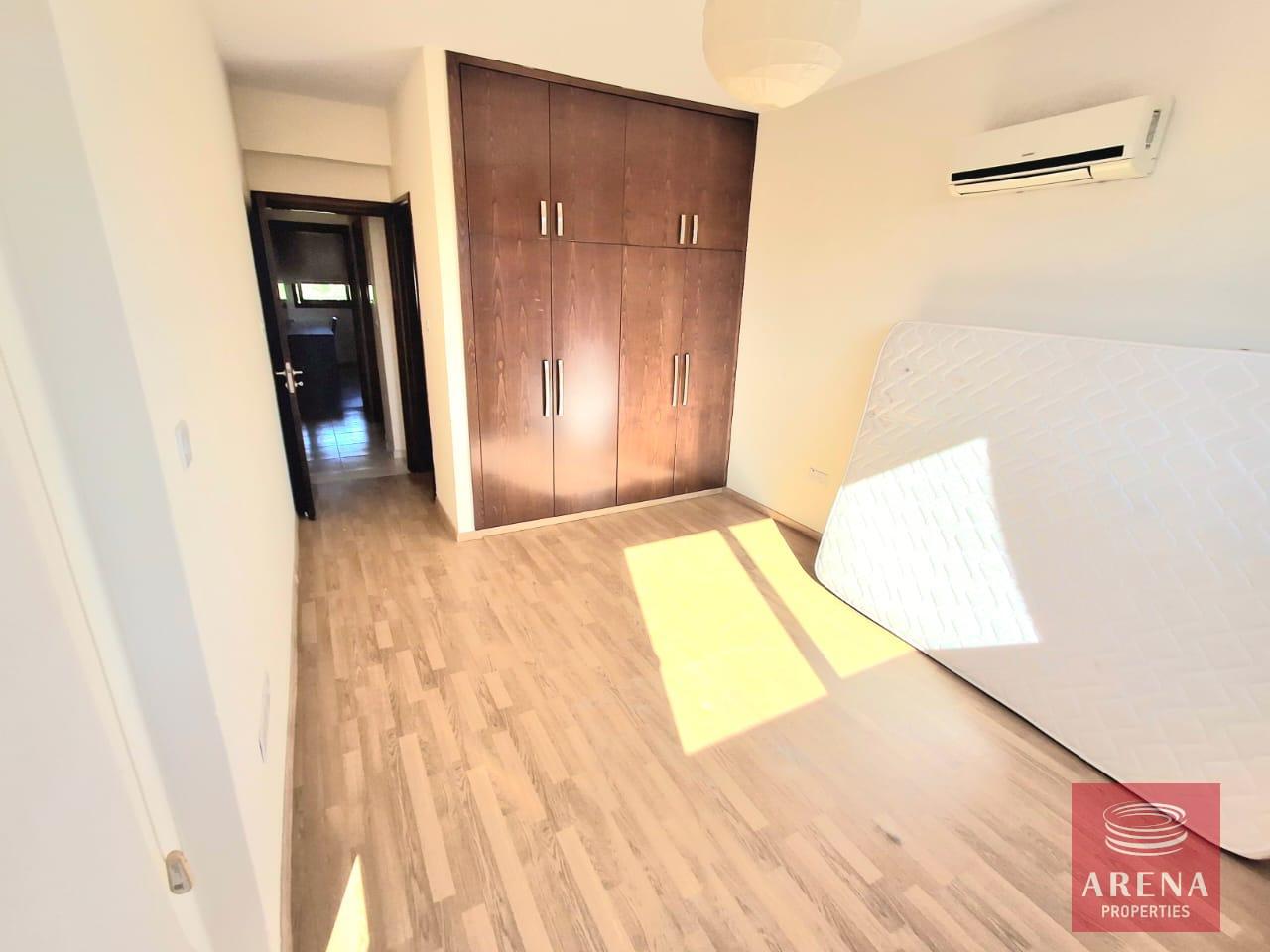 17-4-bed-villa-in-alethriko-9072