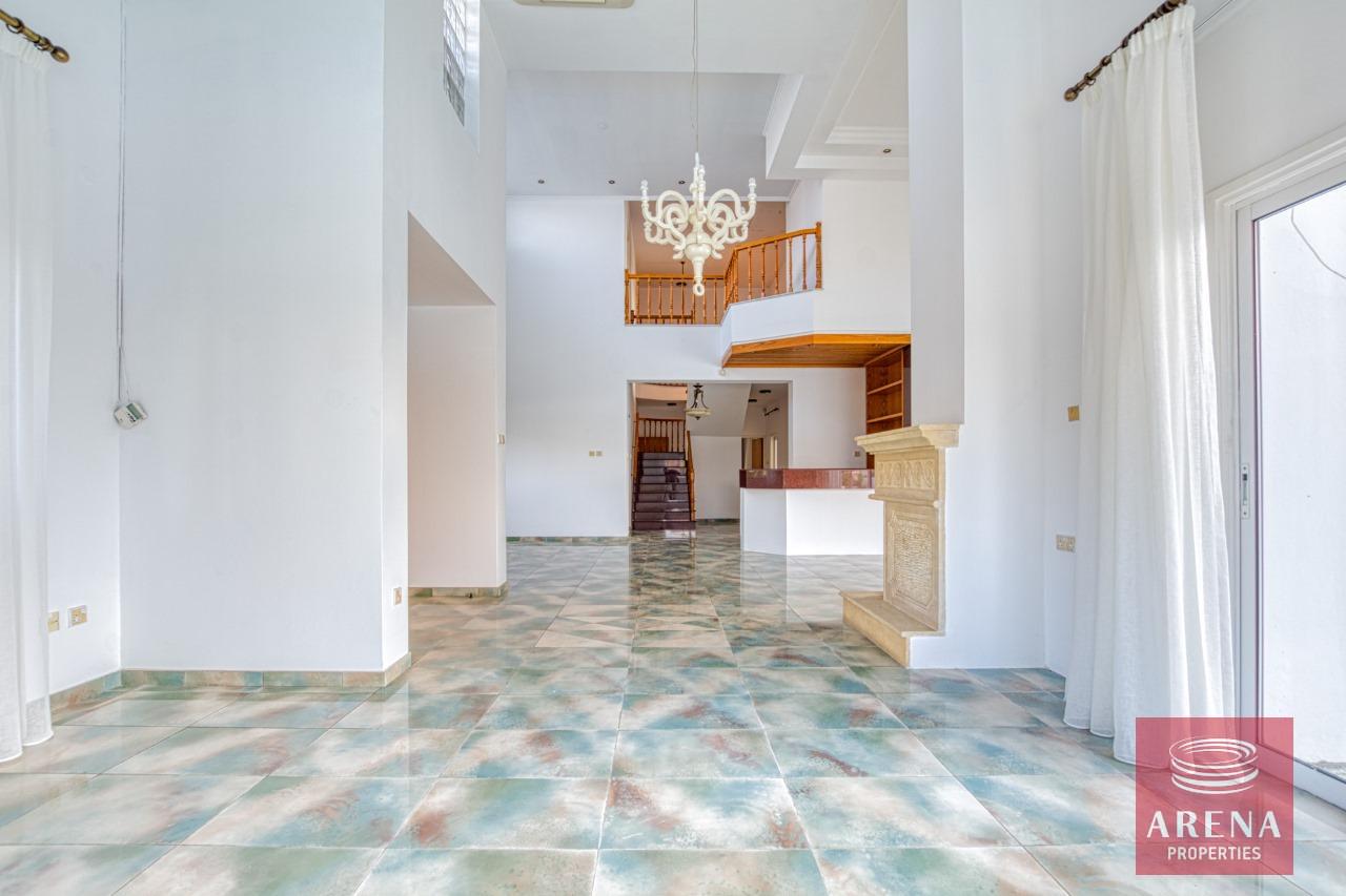 17-7-BED-VILLA-AYIA-NAPA-8418