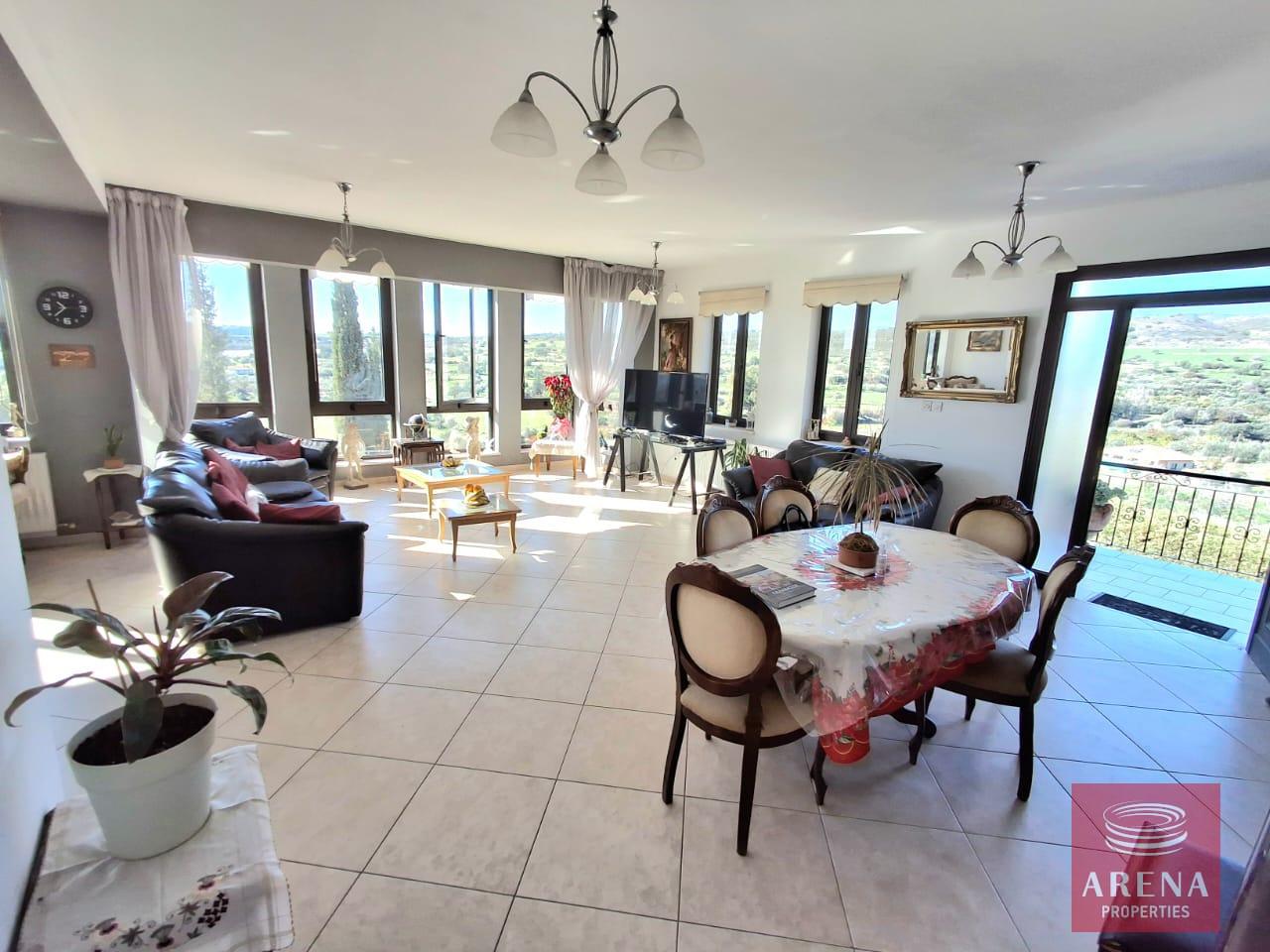 17-7-BED-VILLA-KALAVASSOS-9083