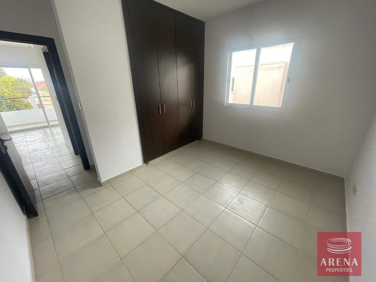 17-BULDING-IN-OROKLINI-9143