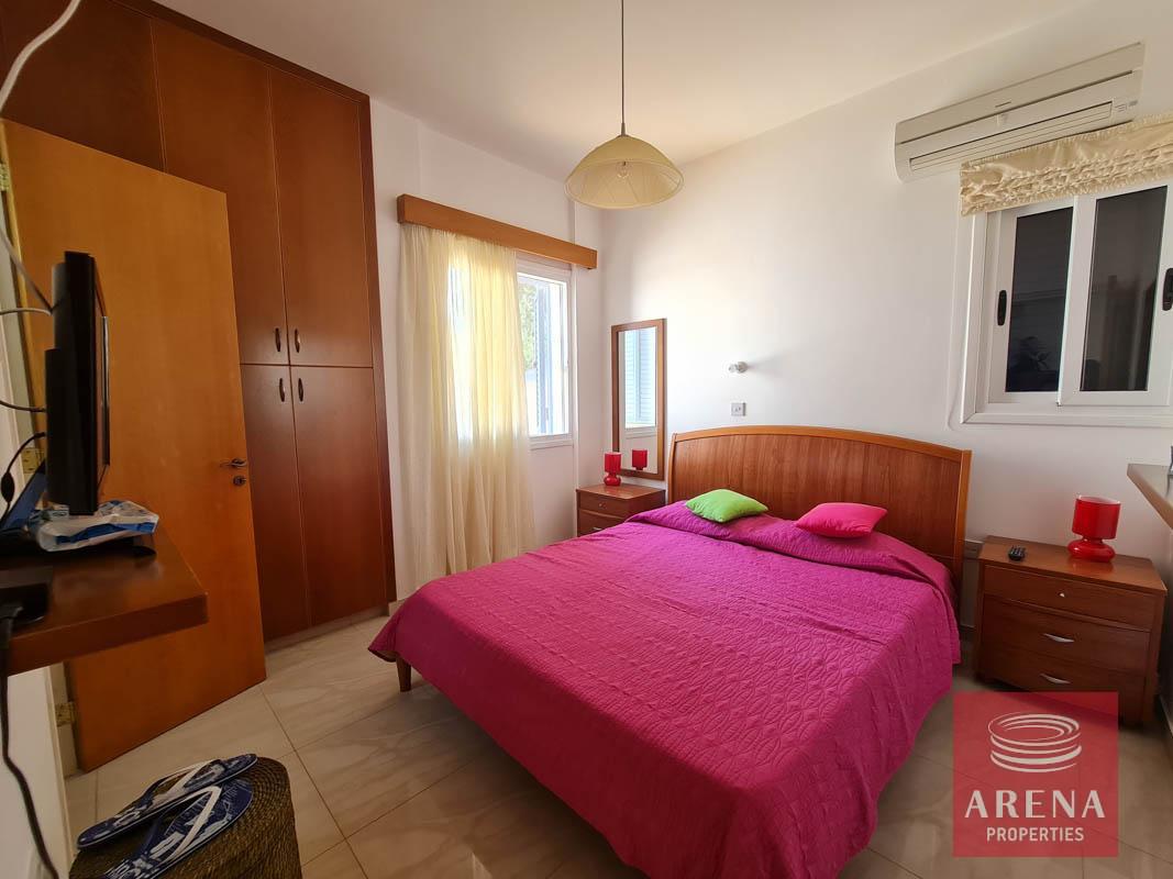 17-Bungalow-with-Roof-garden-6159