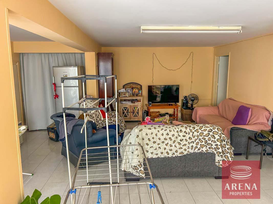 17-HOUSE-IN-DEKELIA-7466