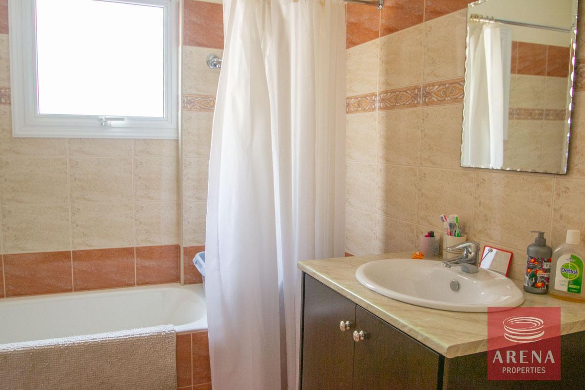 17-apt-for-rent-paralimni-5116-1