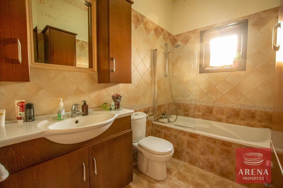 17-bungalow-in-sotira-2