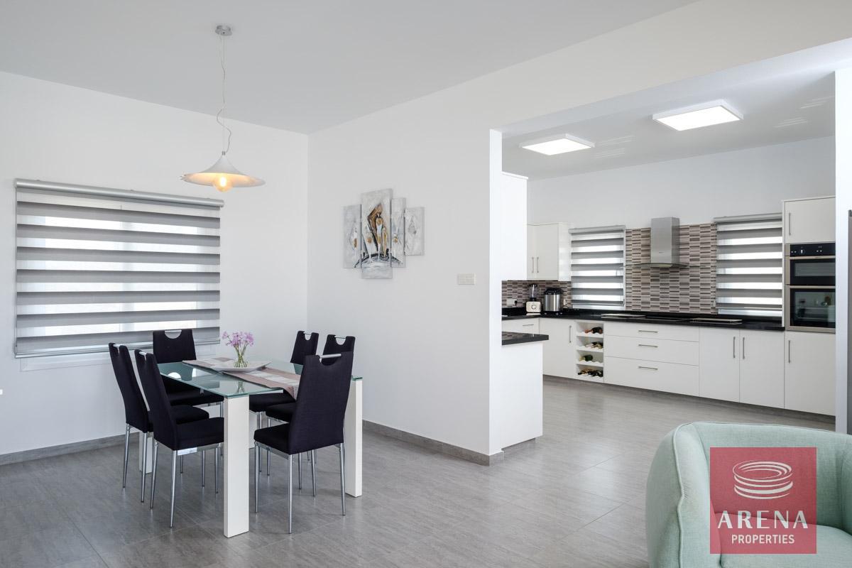 17-bungalow-vrysoulles-to-buy