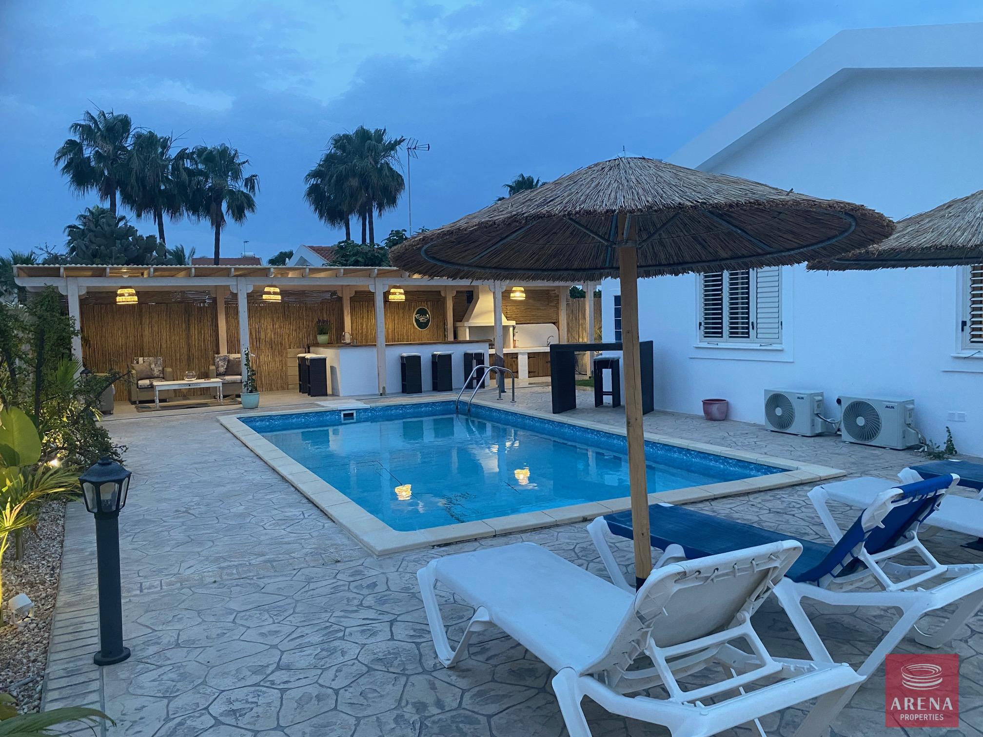 18-3-BED-BUNGALOW-FOR-RENT-IN-PERVOLIA-7032