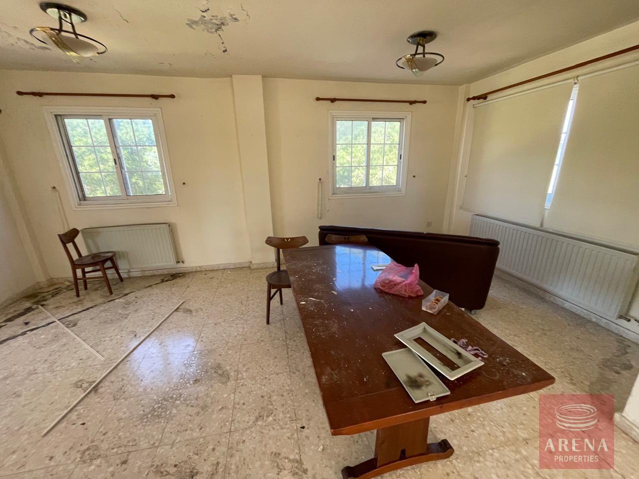 18-3-BED-VILLA-PROTARAS-9331