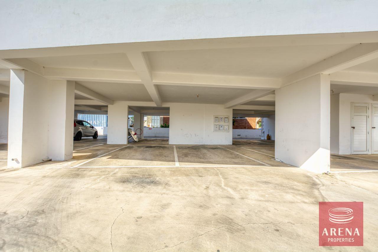 18-3-bed-apt-derynia-6906