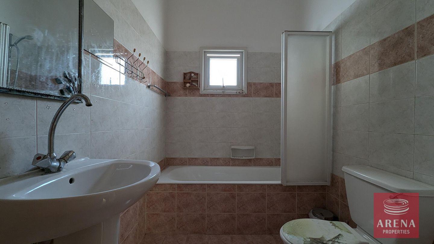 18-3-bed-apt-makenzy-8773