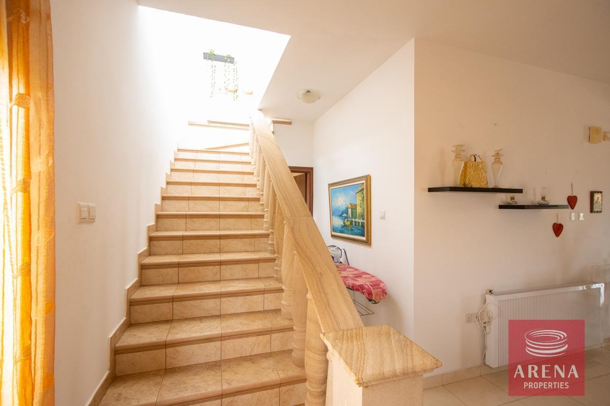 18-3-bed-villa-in-sotira-6049