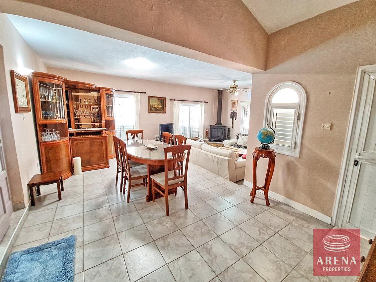 18-4-BED-BUNGALOW-PARALIMNI-8979