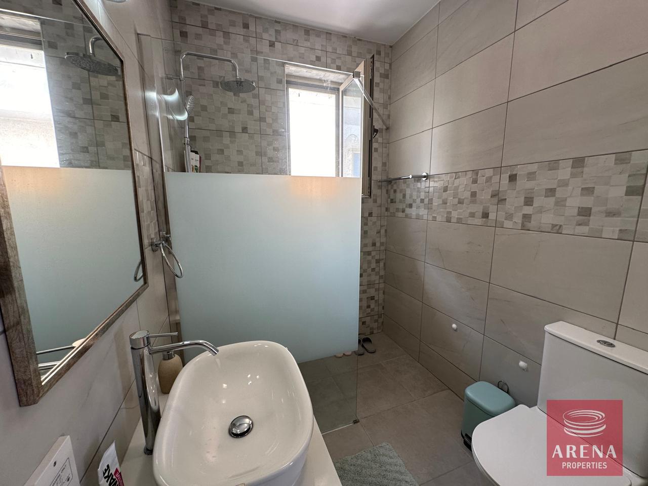 18-4-bed-villa-livadia-8384