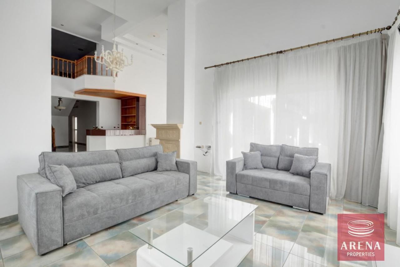 18-7-BED-VILLA-IN-AYIA-NAPA-6706-1