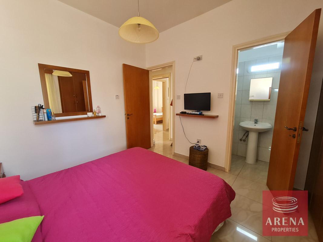 18-Bungalow-with-Roof-garden-6159