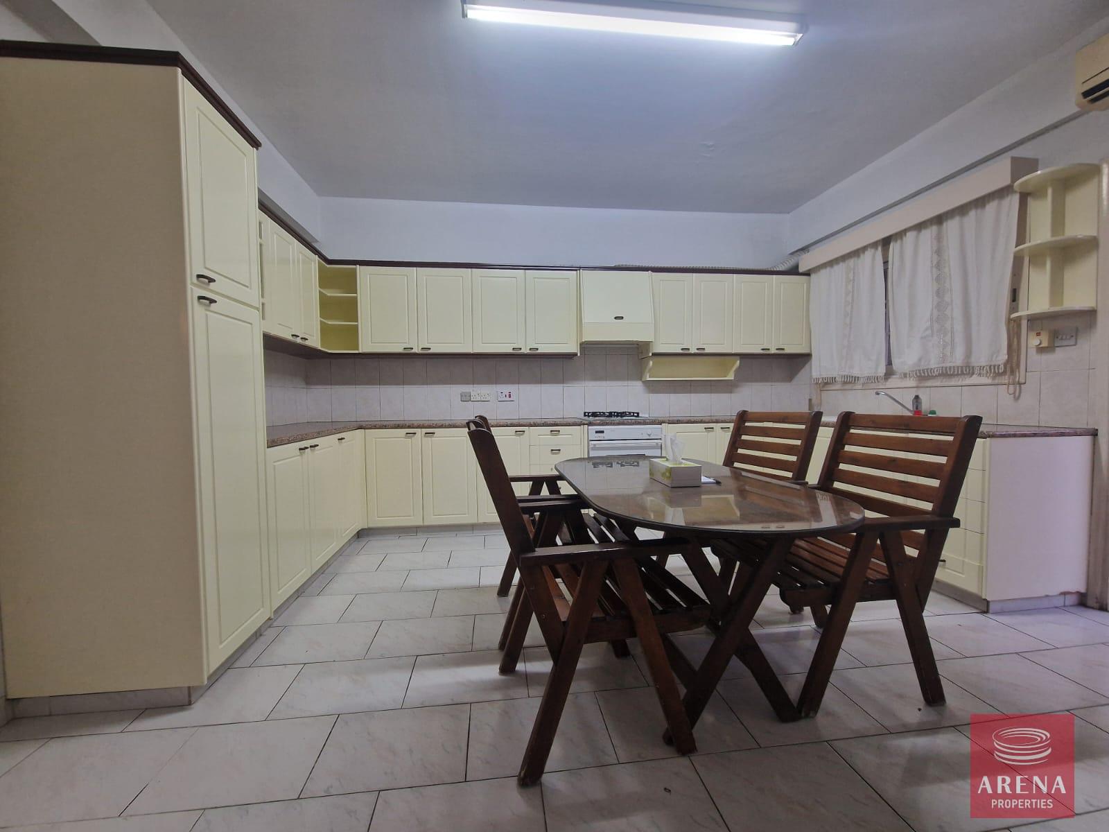 18-HOUSE-IN-VERGINA-AREA-8837