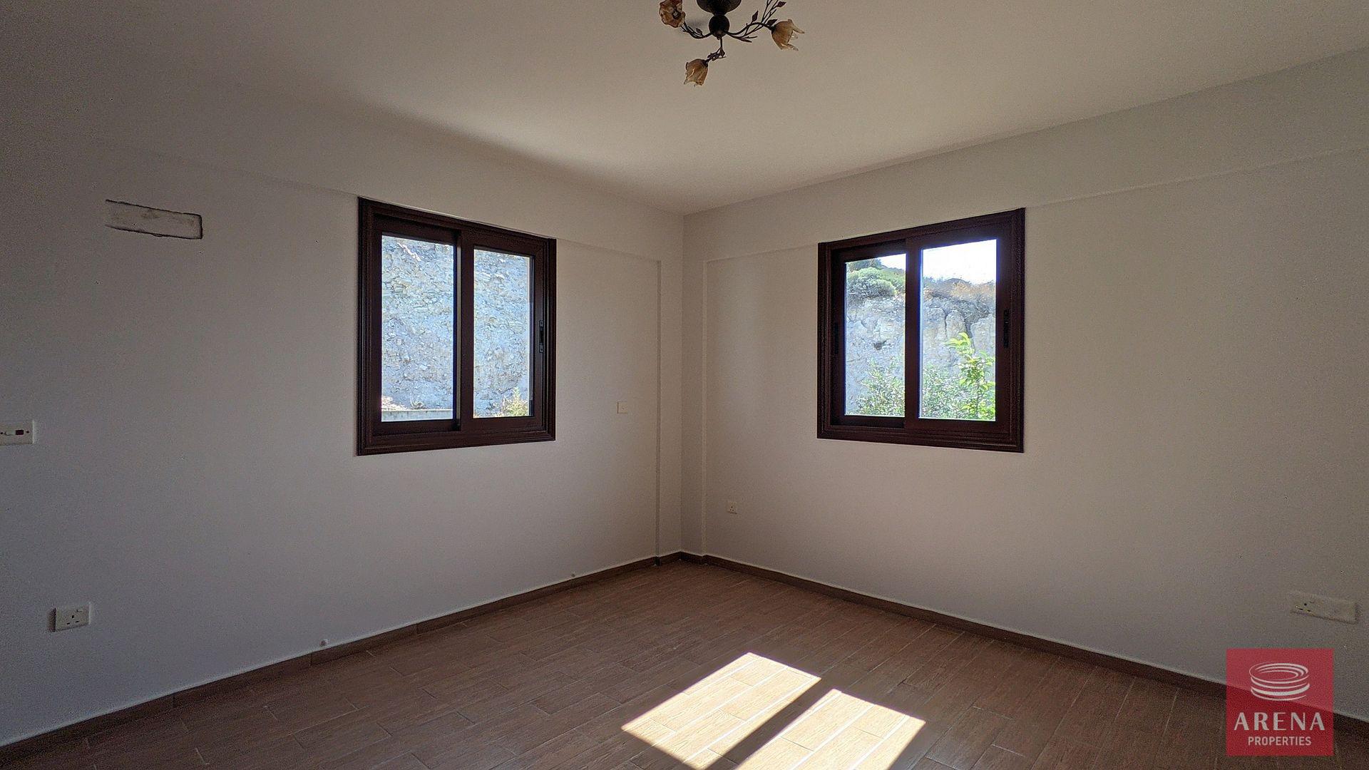 18-VILLA-IN-AYIA-ANNA-8174