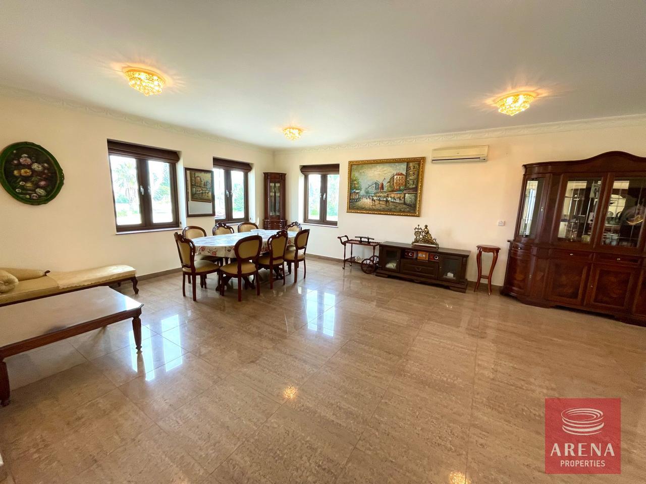 18-VILLA-IN-PROTARAS-9236